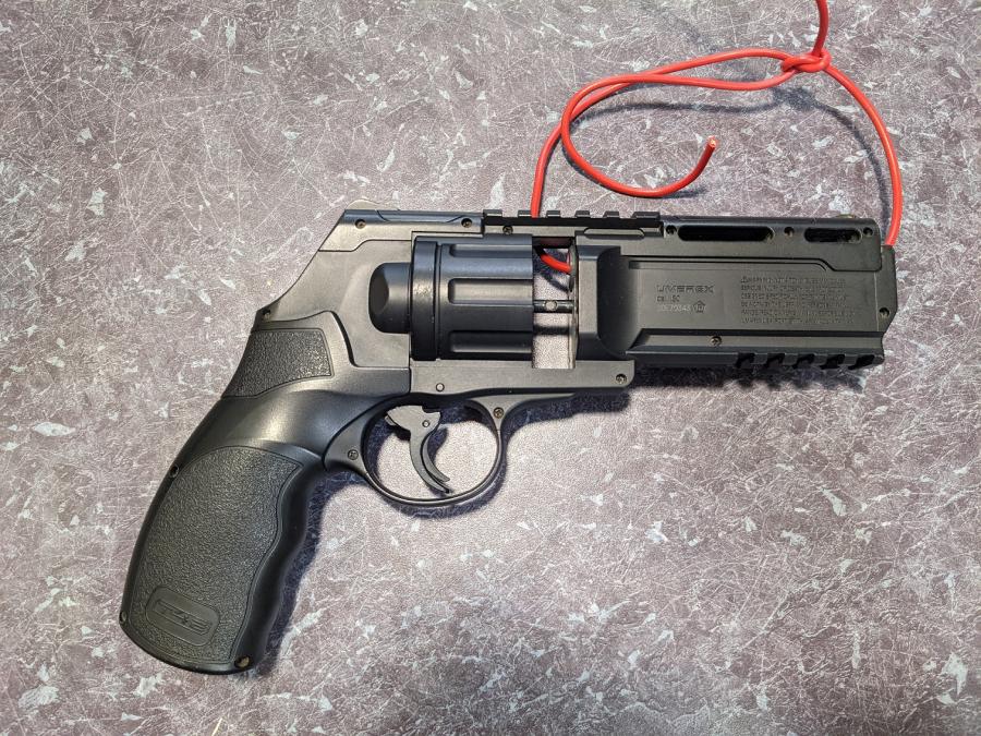 Police advise leaving replica guns at home Replica-gun-21-4736-web.jpg